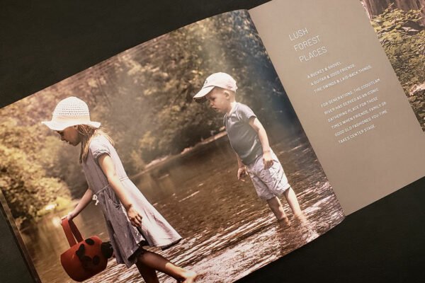 Lariva_PrintCollaterialE Real Estate Brochure Design by Boltis